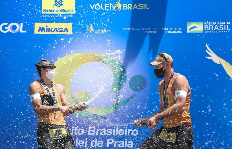 Alison e Álvaro conquistam o segundo título consecutivo na temporada 