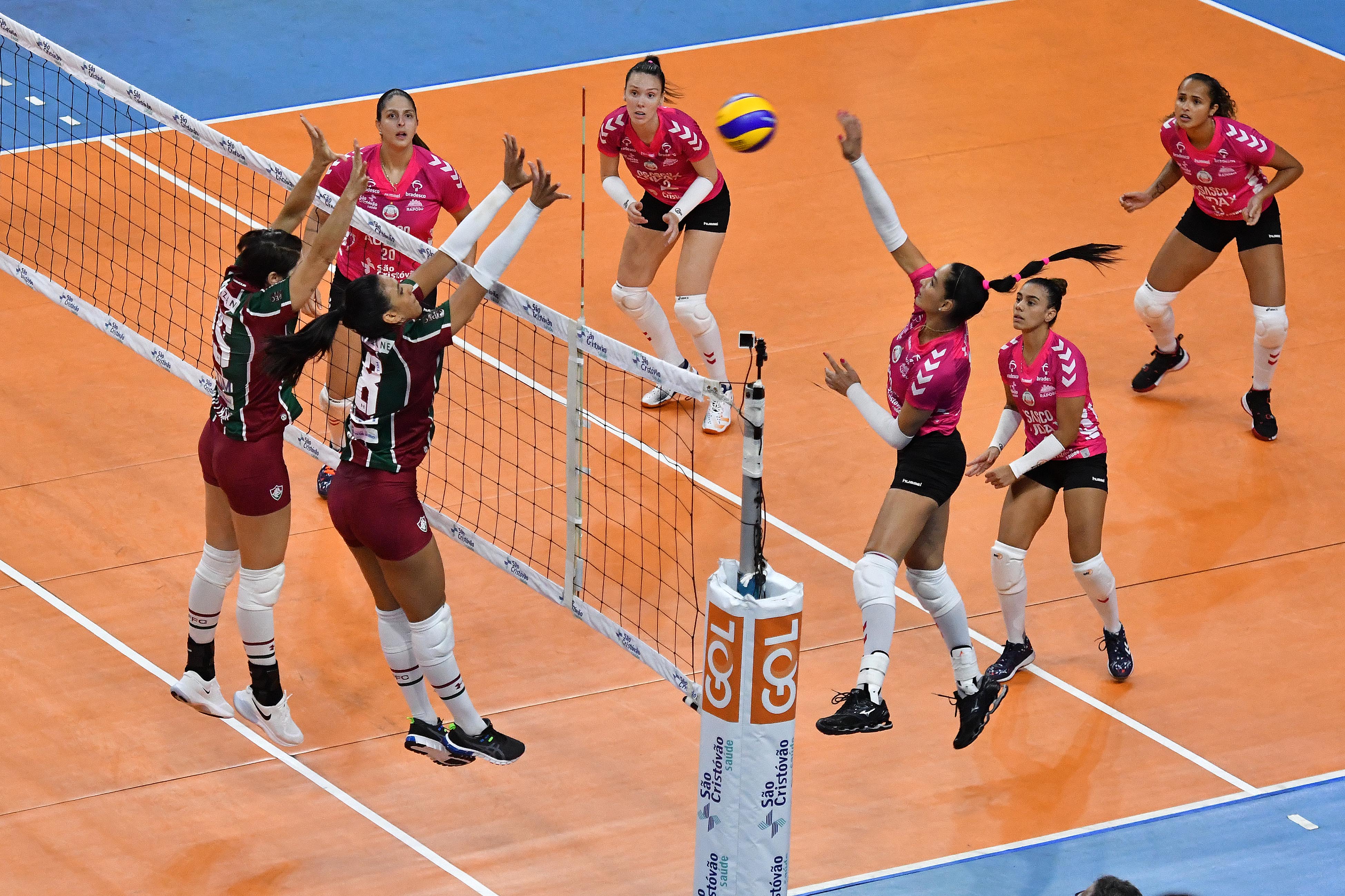 Com 22 pontos de Jaqueline, Osasco Audax/São Cristóvão Saúde vence Fluminense 