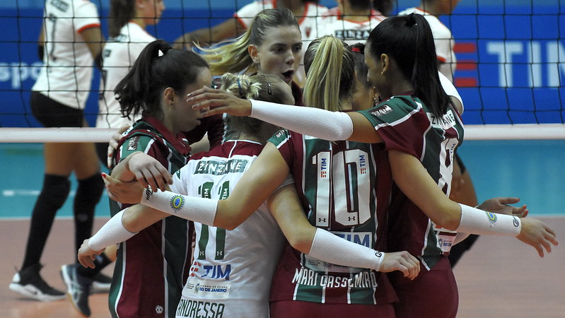 Fluminense leva a melhor no clássico contra o Flamengo