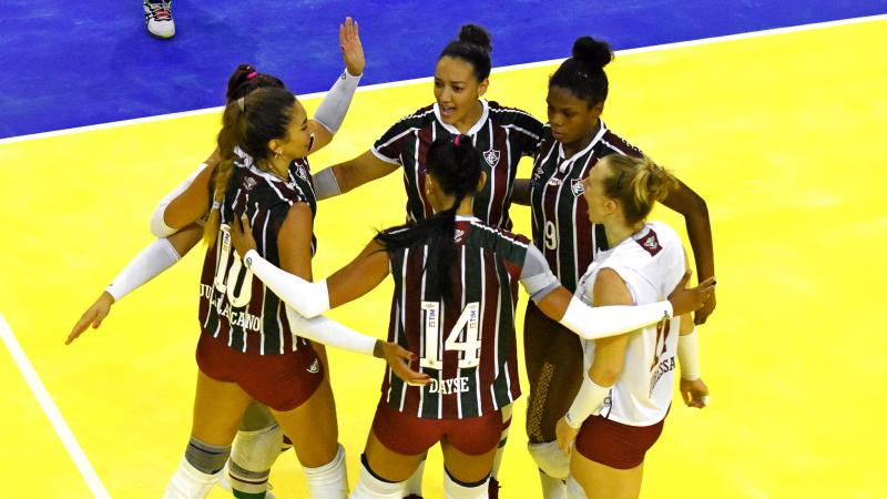 Fluminense recebe Sesi Vôlei Bauru na abertura da terceira rodada 