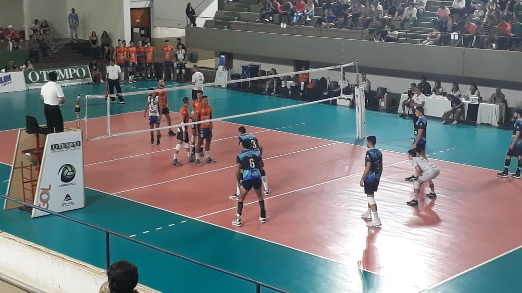 Lavras Vôlei abre a terceira rodada em duelo contra Anápolis Vôlei