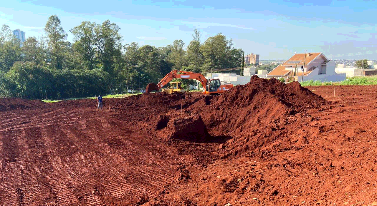 Obras do Centro de Excelência de Vôlei de Praia de Maringá são iniciadas