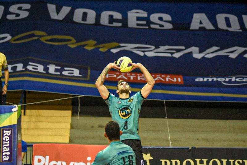 Vôlei UM Itapetininga aposta na juventude para surpreender na temporada 