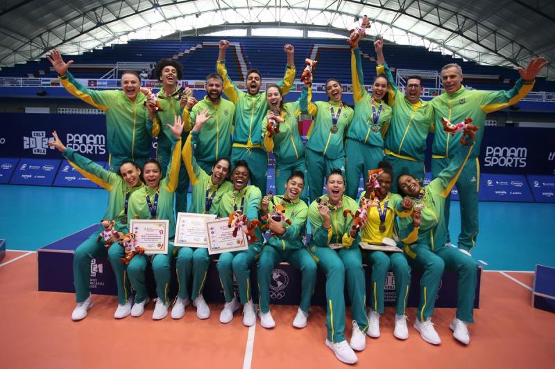  Com título da seleção feminina, vôlei brasileiro fecha passagem por Cali com quatro ouros e 100% de aproveitamento