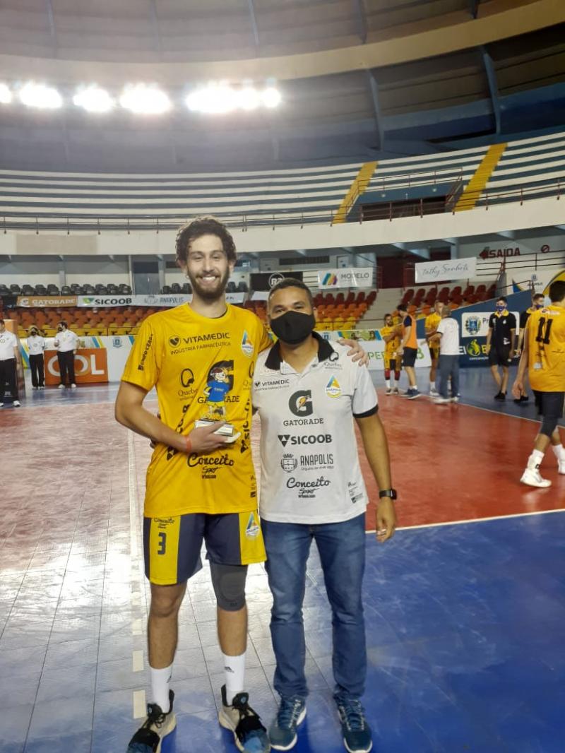 Anápolis Vôlei abre a semifinal com vitória no tiebreak contra Brasília Vôlei/Upis