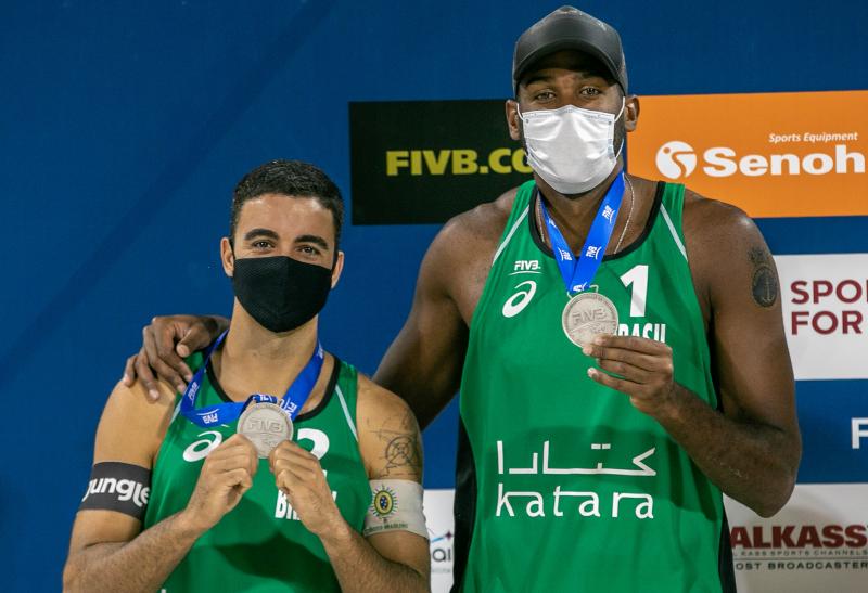 Brasil conquista duas medalhas no retorno às competições internacionais