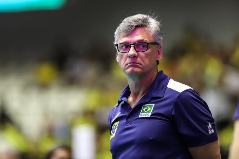 CBV confirma teste positivo do técnico Renan