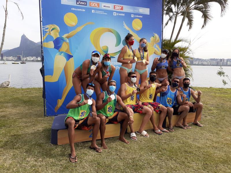 Dobradinha carioca leva o ouro na terceira etapa