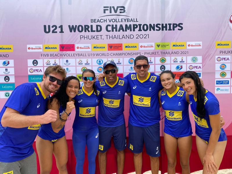 Duplas masculinas e femininas buscam o quarto título consecutivo para o Brasil