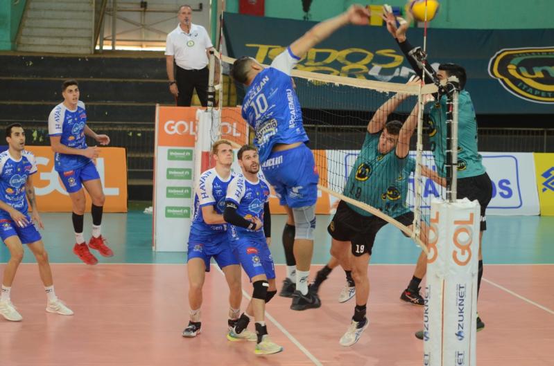 EMS Taubaté Funvic vence Vôlei UM Itapetininga fora de casa