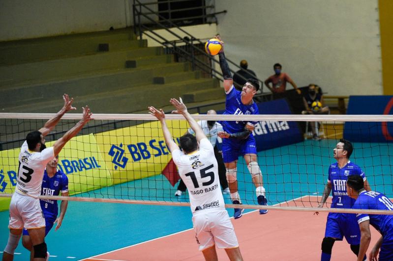 Fora de casa, Minas Tênis Clube vence o Vedacit Vôlei Guarulhos