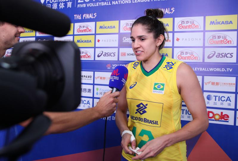 Natália é desfalque dos primeiros jogos da VNL