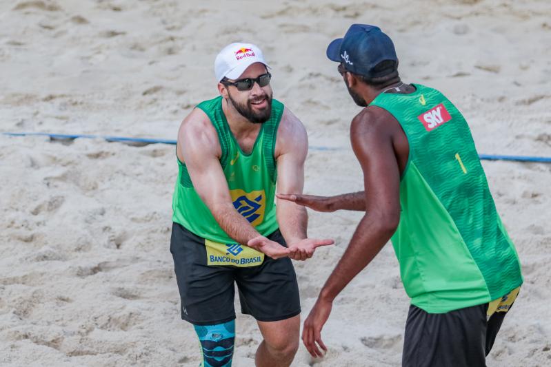 Nona etapa Open começa com chuva e primeira rodada da fase de grupos