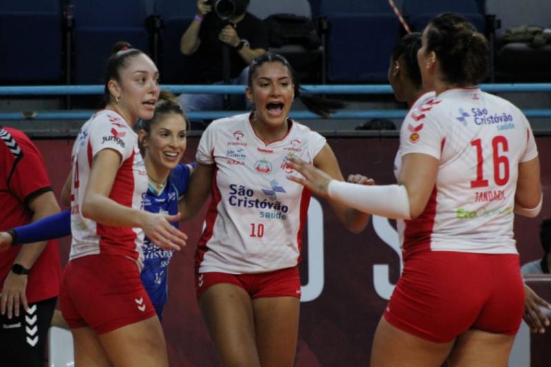 Osasco São Cristóvão Saúde é o primeiro semifinalista