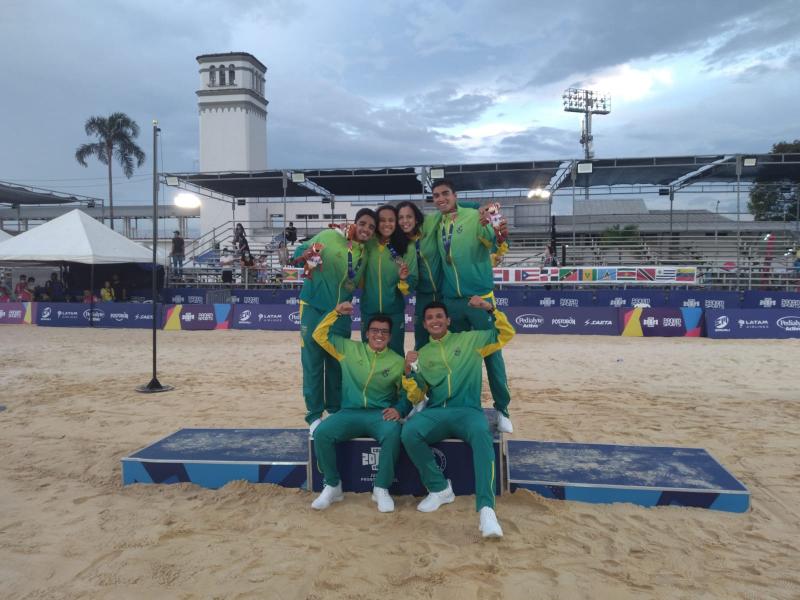 Ouro em dose dupla para o Brasil no vôlei de praia 