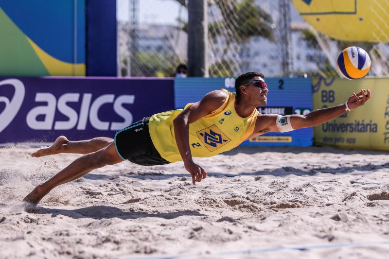 Renato Andrew e Duda são escolhidos os melhores jogadores da temporada 2021 