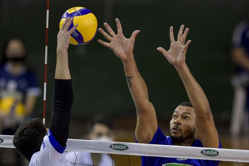 Sada Cruzeiro vence o Minas no clássico mineiro