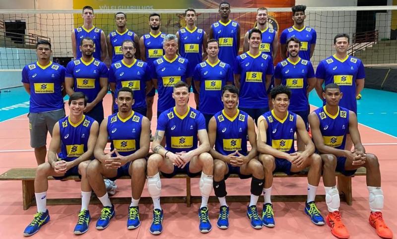 Seleção masculina estreia contra a República Dominicana