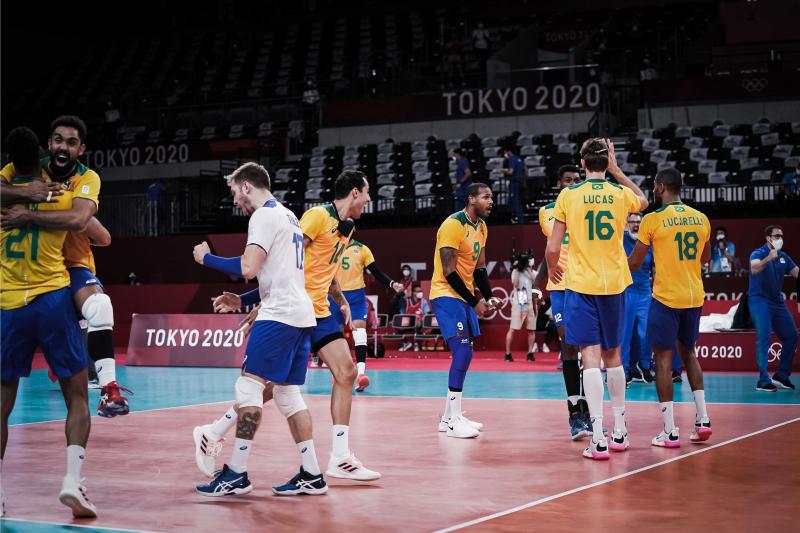 Seleção masculina vira o jogo e vence a Argentina por 3 sets a 2