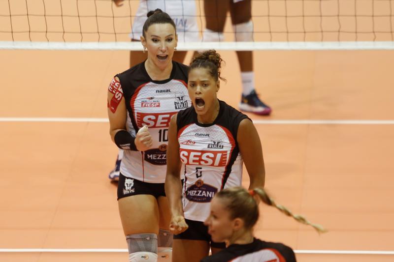 Sesi Vôlei Bauru e Sesc RJ Flamengo duelam pelo playoff nesta quinta-feira