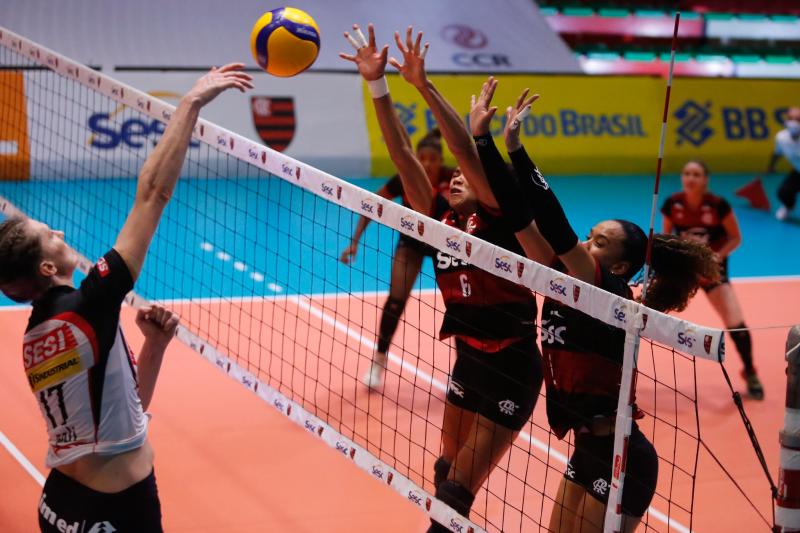 Sesi Vôlei Bauru vence Sesc RJ Flamengo e empata o playoff