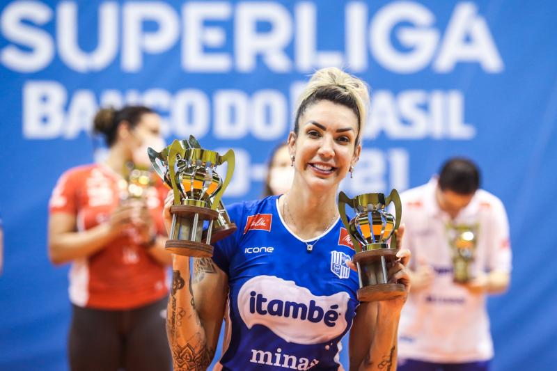 Thaisa é eleita a MVP da competição 