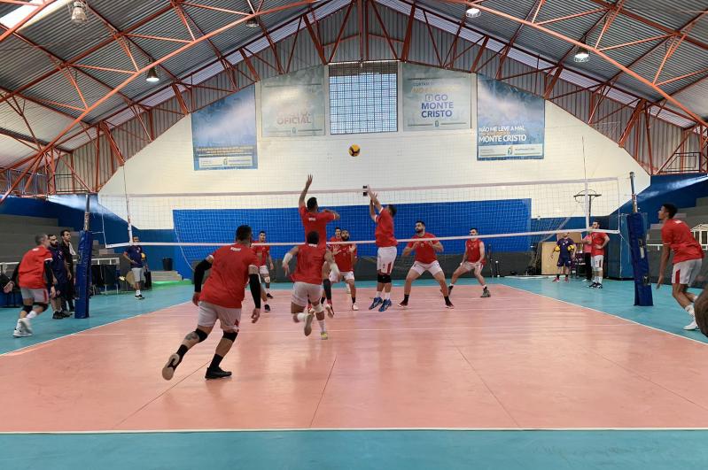 Vila Nova FC e Vôlei Futuro fazem jogo atrasado nesta segunda-feira