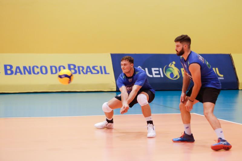 Vôlei Renata recebe o Vedacit Vôlei Guarulhos no encerramento da rodada