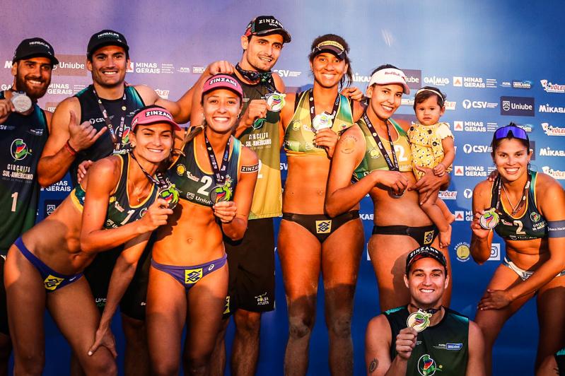 Brasil é campeão do Circuito Sul-Americano de vôlei de praia 21/22 no feminino e no masculino