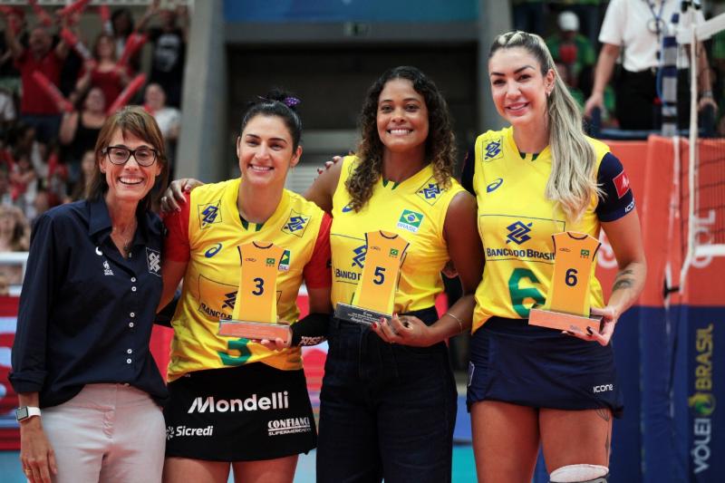 CBV celebra os 10 anos do ouro olímpico de Londres na Supercopa feminina