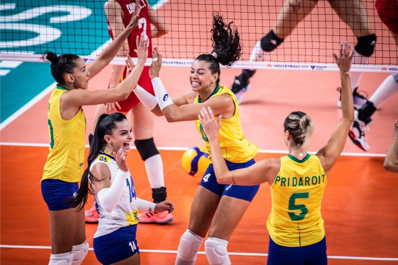 Com Gabi e Kisy inspiradas, seleção feminina vence China pela terceira semana da Liga das Nações 