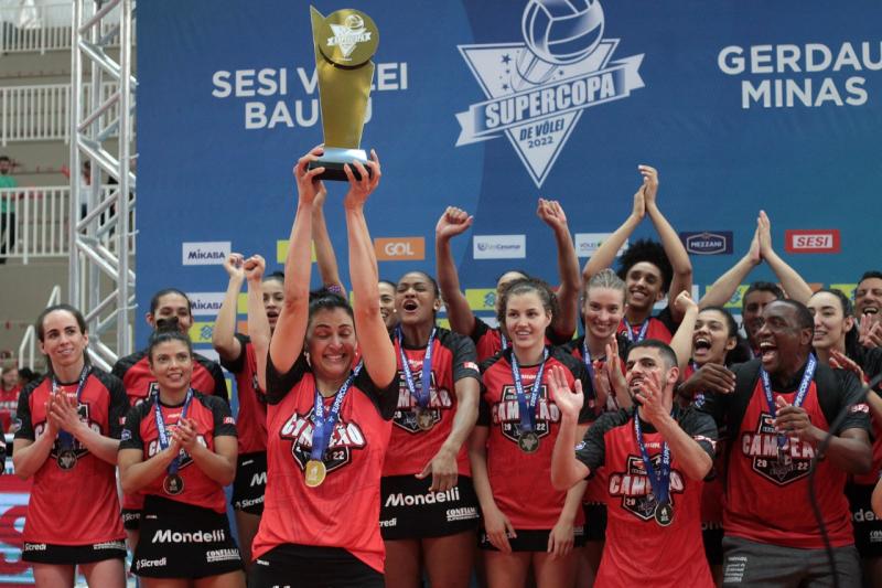 Em casa, Sesi Vôlei Bauru vence o Gerdau Minas e conquista o título inédito da Supercopa feminina