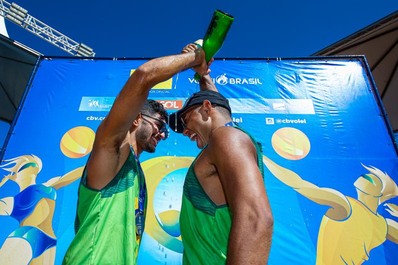 Maria Elisa/Fernanda Berti e Felipe Miranda/Patrick Colombo, com segunda chance de ouro, conquistam Aberto de Campo Grande (MS) do Circuito Brasileiro