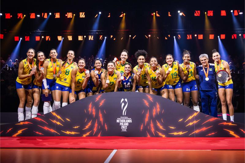 Seleção feminina fica com a medalha de prata no Campeonato Mundial 