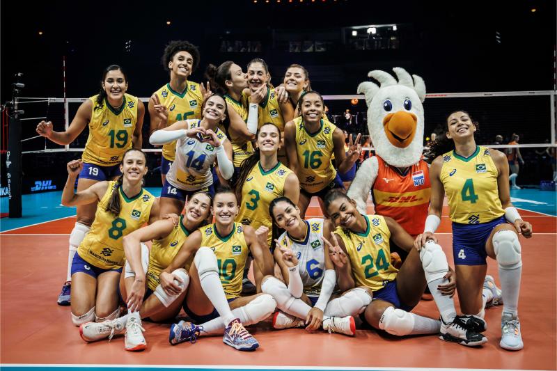 Seleção feminina supera Holanda e se aproxima das quartas de final do Campeonato Mundial 