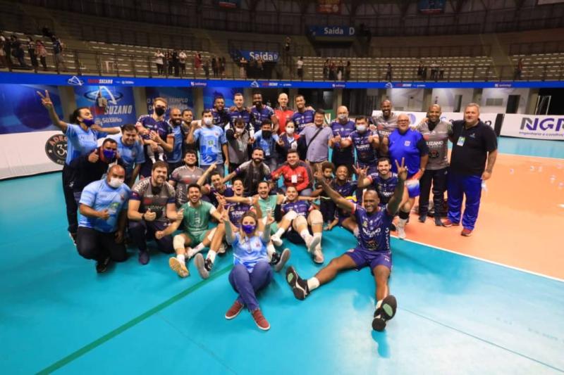 Suzano Vôlei visita SMEL Araucária Aspma Berneck de olho na liderança da Superliga B