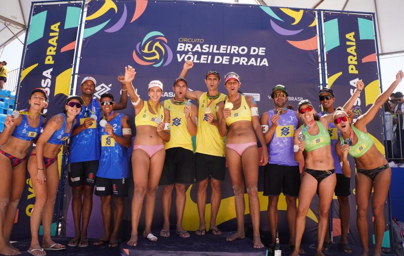 André e George mantêm rotina de conquistas em Itapema, e Duda e Ana Patrícia ganham segunda etapa seguida do Circuito Brasileiro de vôlei de praia