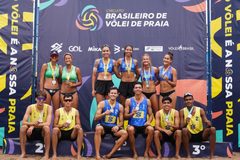 Às vésperas de estrear no Sul-Americano, Larissa conquista etapa de Saquarema do Circuito Brasileiro sub-21 com Andryele