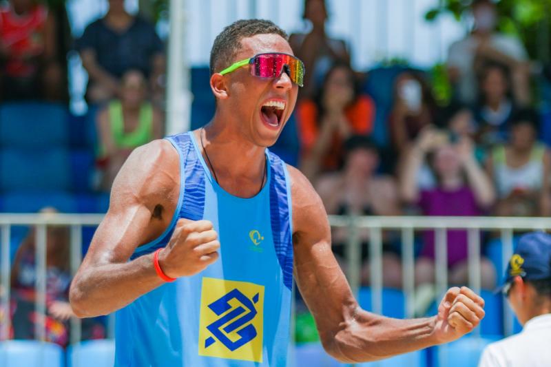 Campeões dos Jogos Sul-Americanos da Juventude em 2022, Pedro e Henrique defendem a AMVP (PR) na etapa decisiva do CBI sub-19 masculino de vôlei de praia