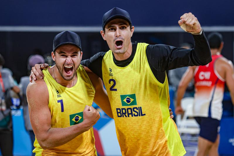 Duda/Ana Patricia e André/George garantem vaga na final do vôlei de praia no Pan-Americano