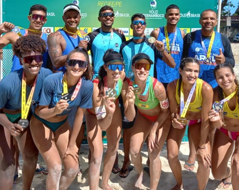 Festa em casa para Wesley e Denílson, campeões da Copa Regional Nordeste 2, disputada em Recife