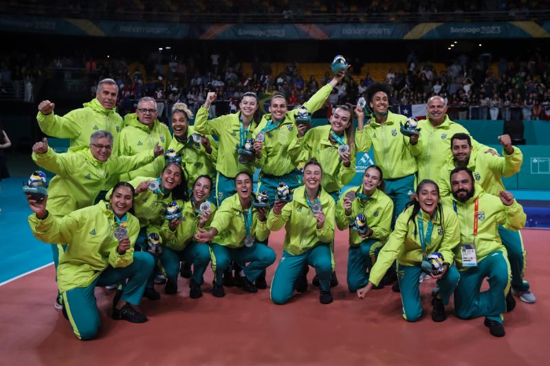 Seleção feminina fica com a medalha de prata dos Jogos Pan-Americanos