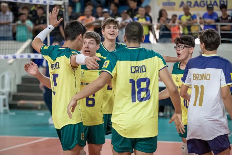 Seleção masculina sub-17 estreia com vitória no Sul-Americano em Araguari